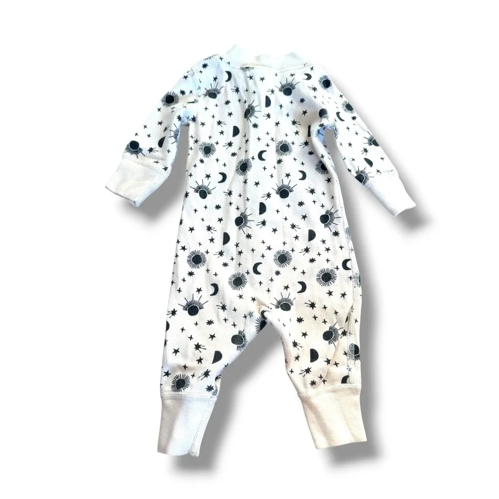 Hanna Andersson Moonlight on Ecru Sleeper Baby 0-3M Organic Cotton Celestial